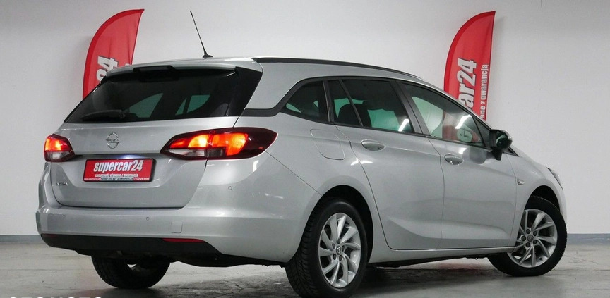 Opel Astra cena 41900 przebieg: 150000, rok produkcji 2020 z Koronowo małe 781